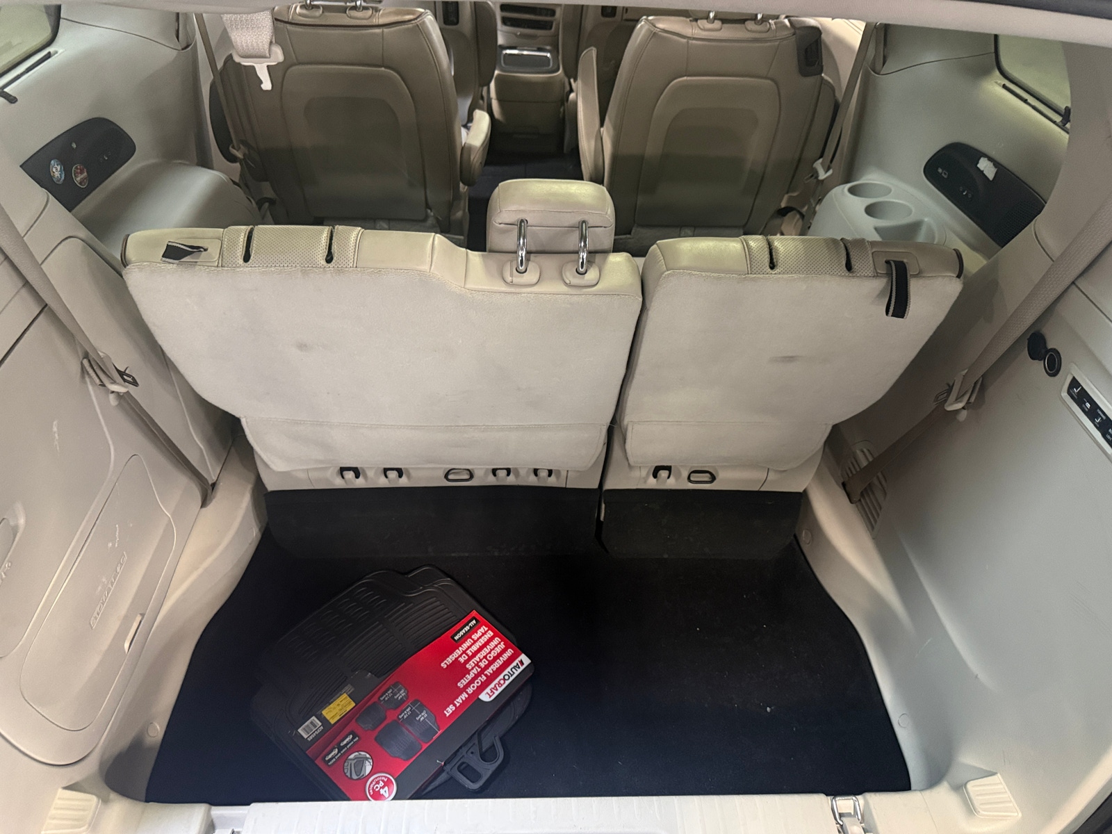 Thumbnail: 2018 Chrysler Pacifica - 6