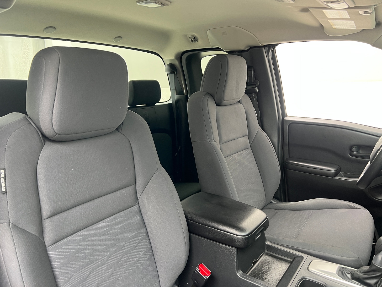 Thumbnail: 2025 Nissan Frontier - 2