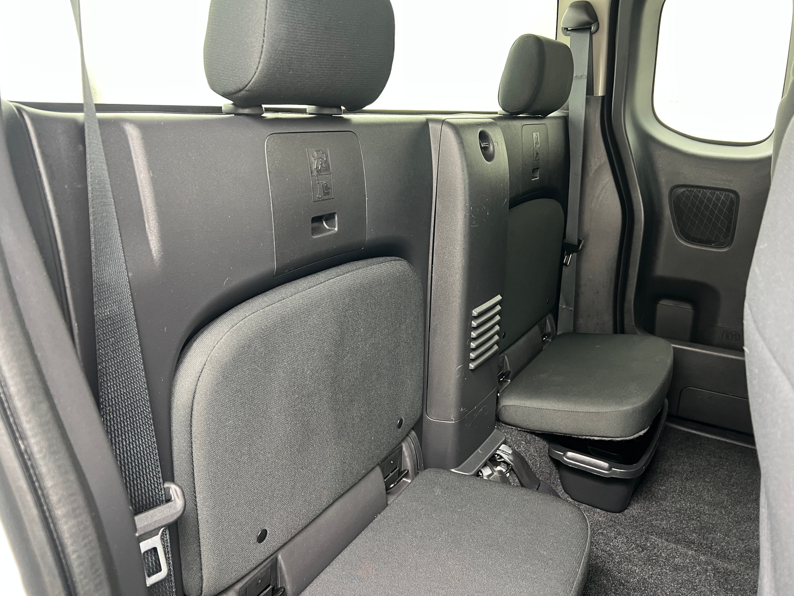 Thumbnail: 2025 Nissan Frontier - 6