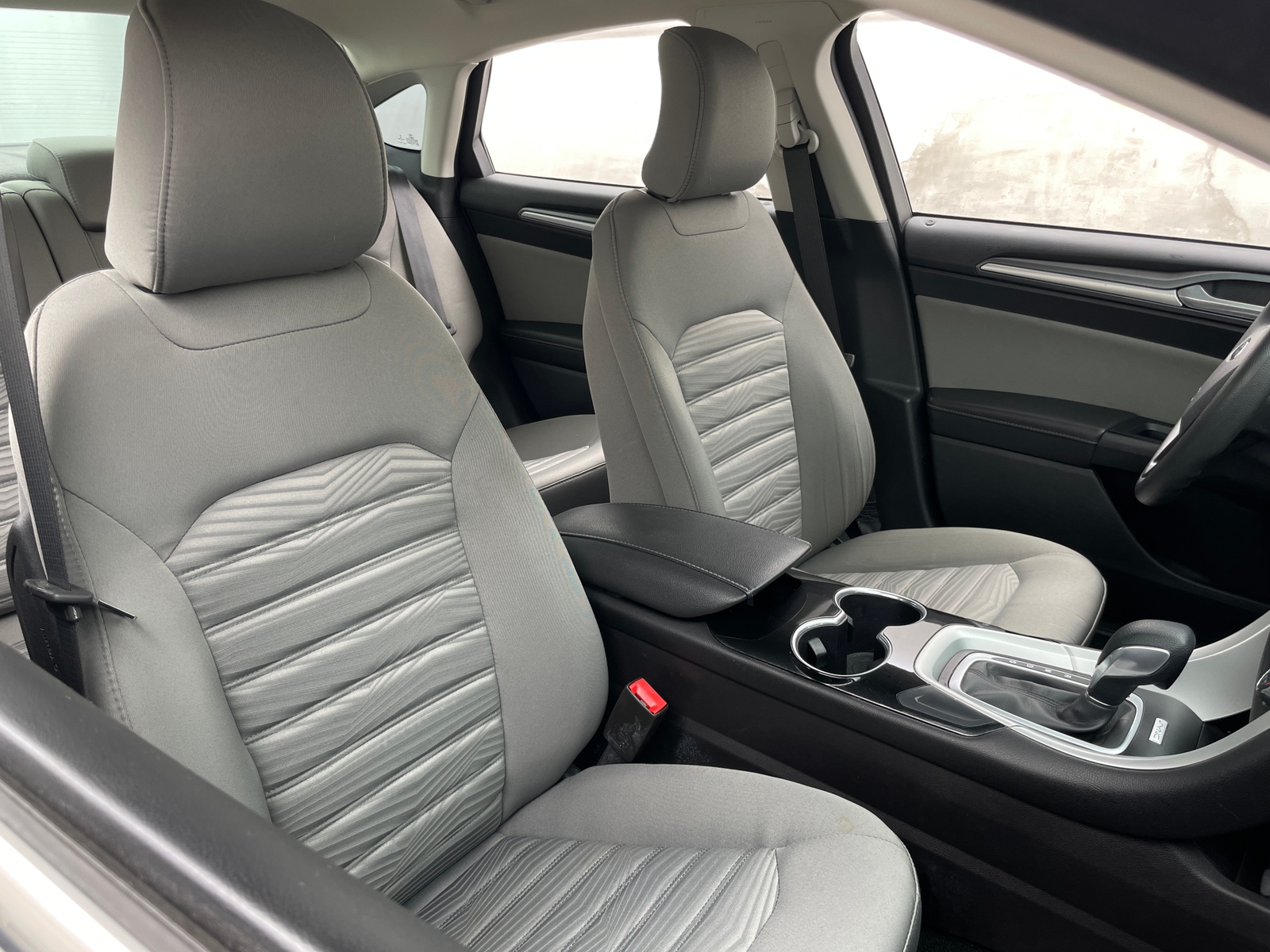 Thumbnail: 2016 Ford Fusion - 2