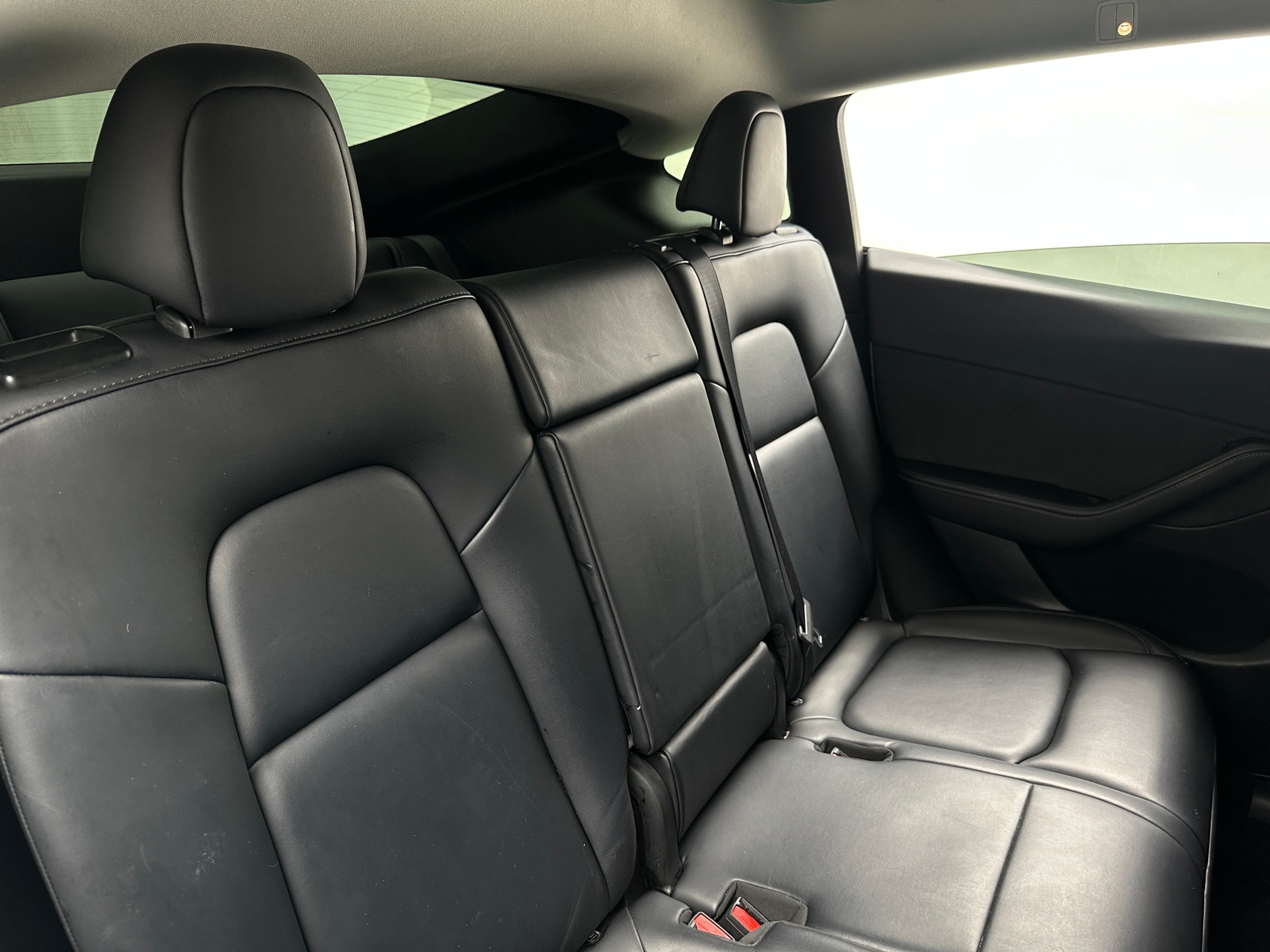 Thumbnail: 2022 Tesla Model Y - 5