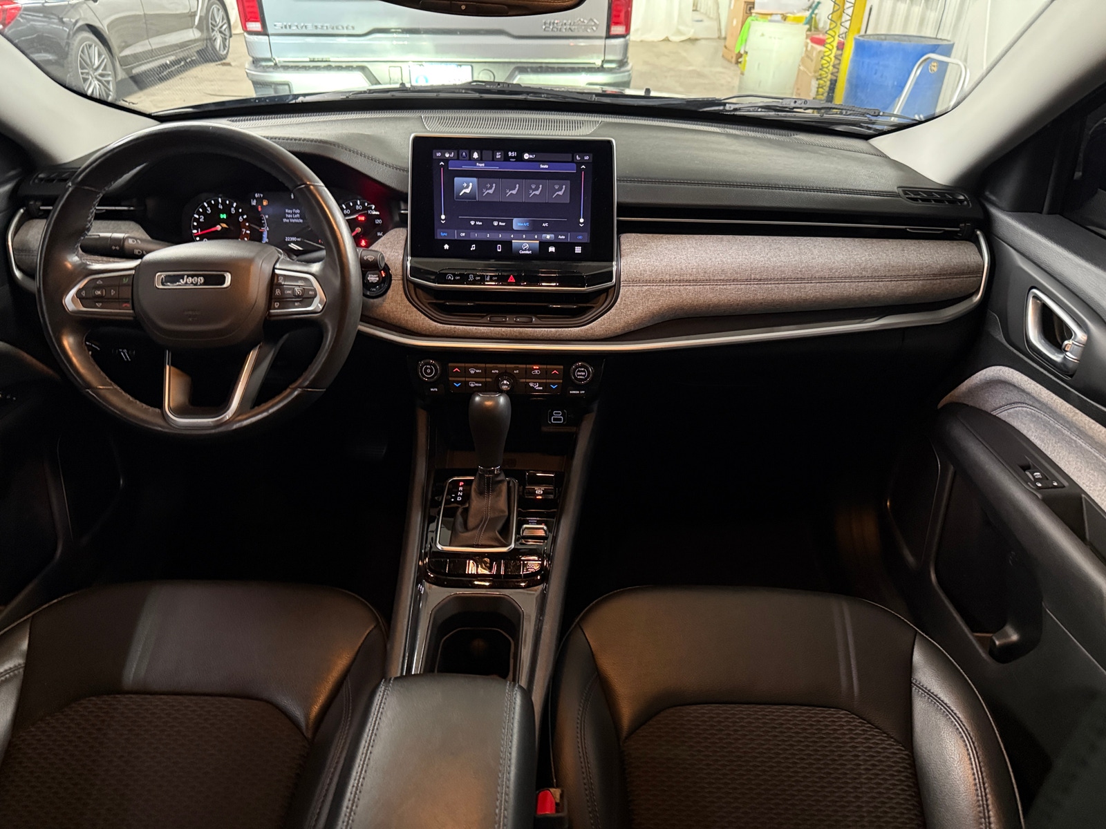 Thumbnail: 2022 Jeep Compass - 3