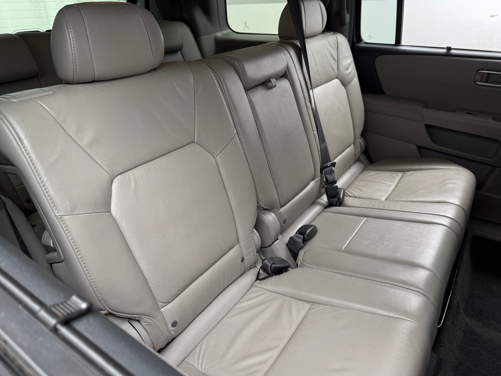 Thumbnail: 2011 Honda Pilot - 5