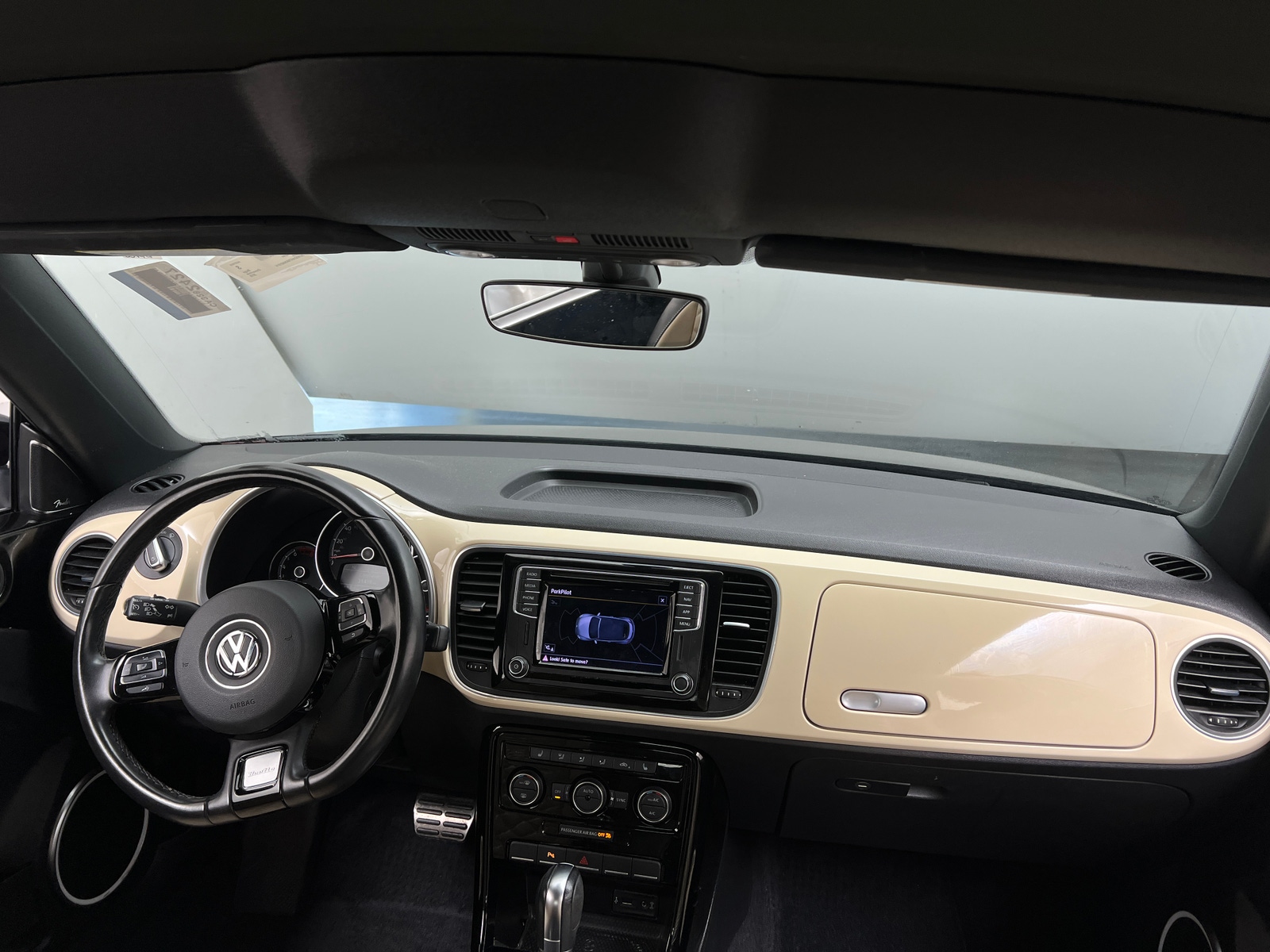 Thumbnail: 2019 Volkswagen Beetle - 2