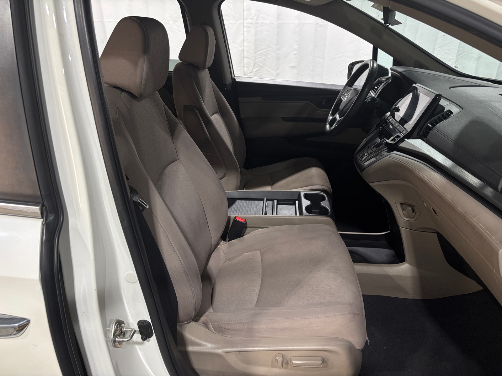 Thumbnail: 2019 Honda Odyssey - 2