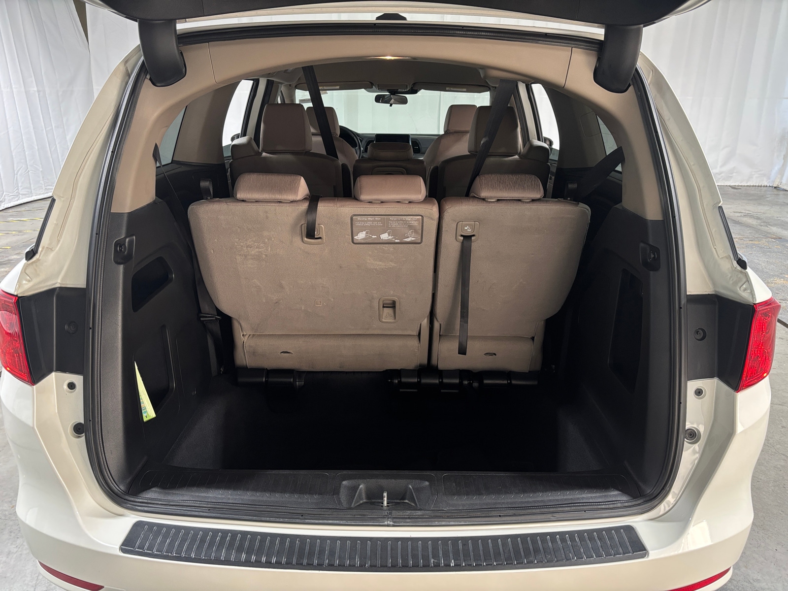 Thumbnail: 2019 Honda Odyssey - 7