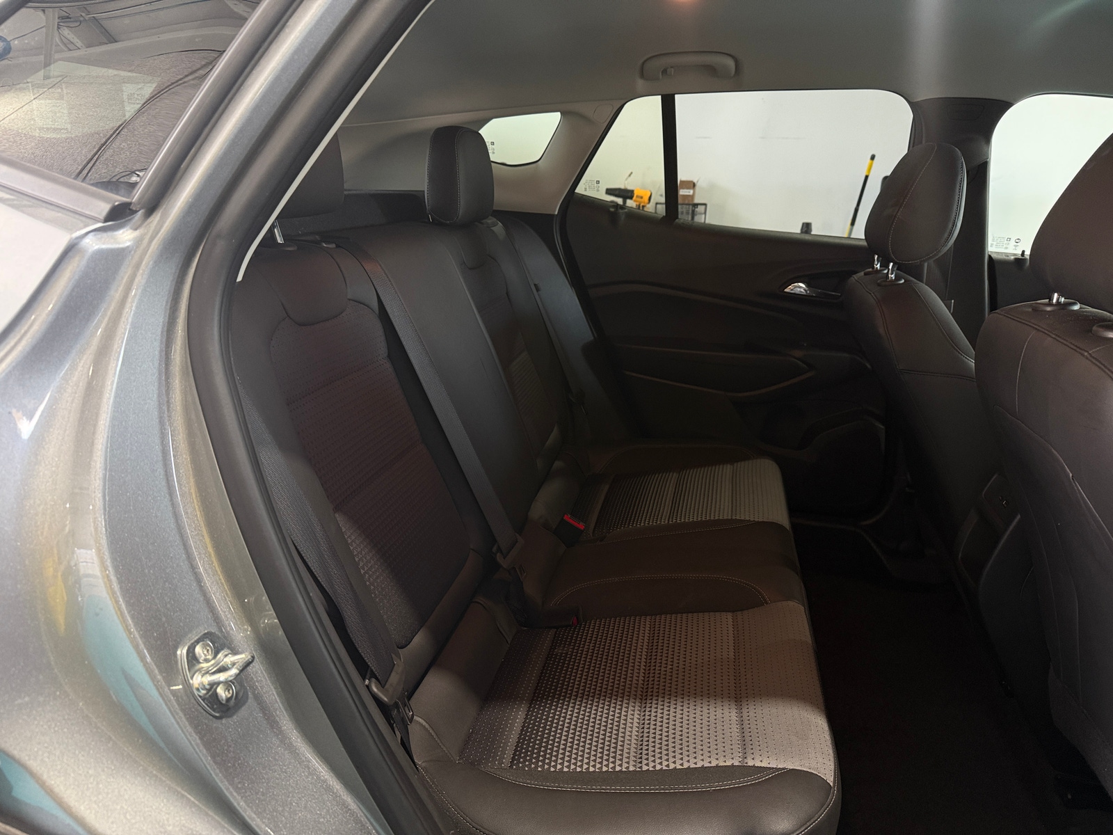 Thumbnail: 2025 Chevrolet Trax - 6