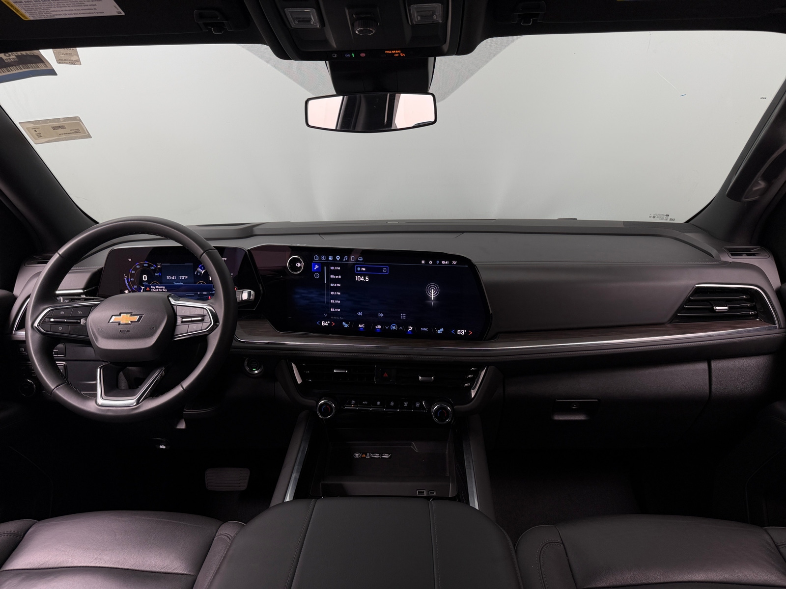 Thumbnail: 2025 Chevrolet Tahoe - 2