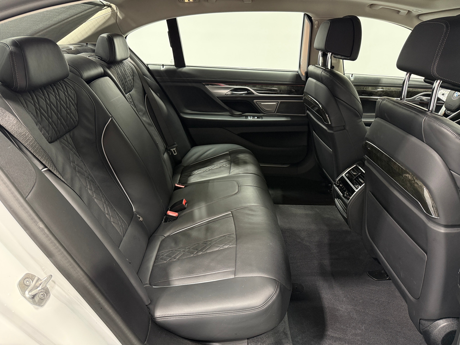 Thumbnail: 2021 BMW 7 Series - 5