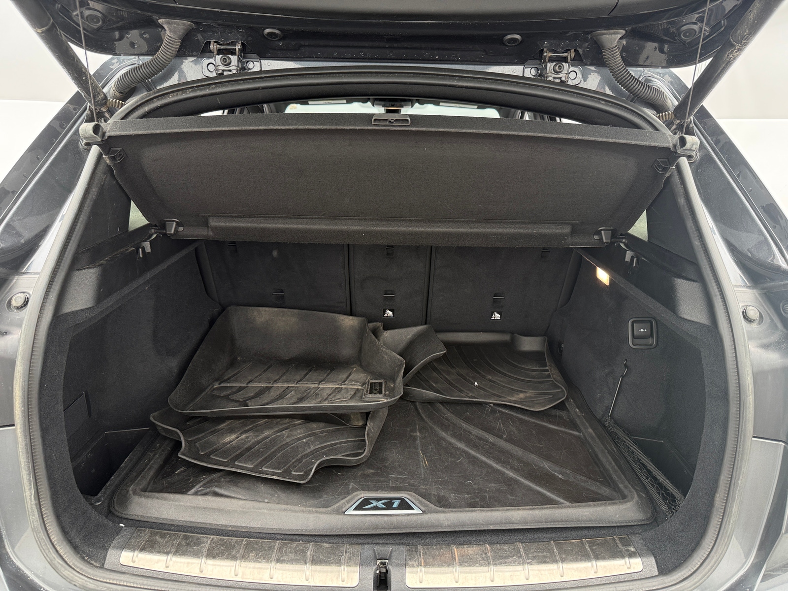 Thumbnail: 2016 BMW X1 - 6