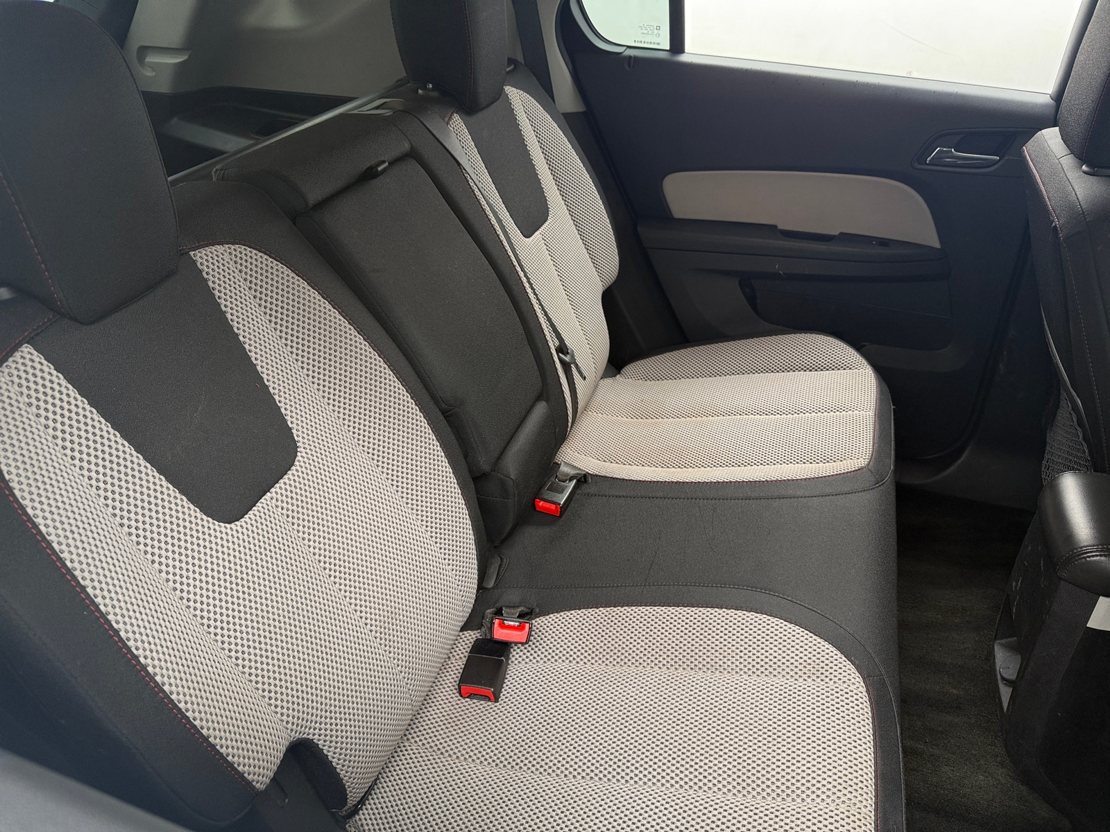 Thumbnail: 2017 Chevrolet Equinox - 6