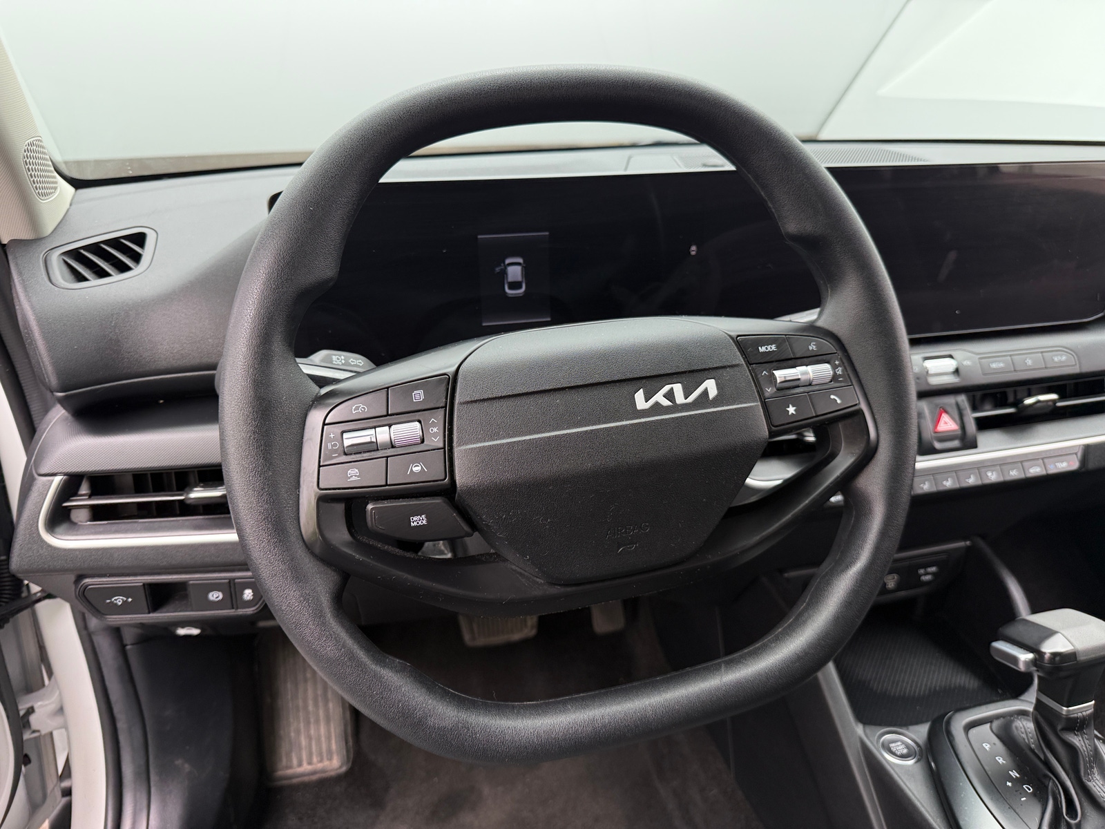 Thumbnail: 2025 Kia K4 - 5