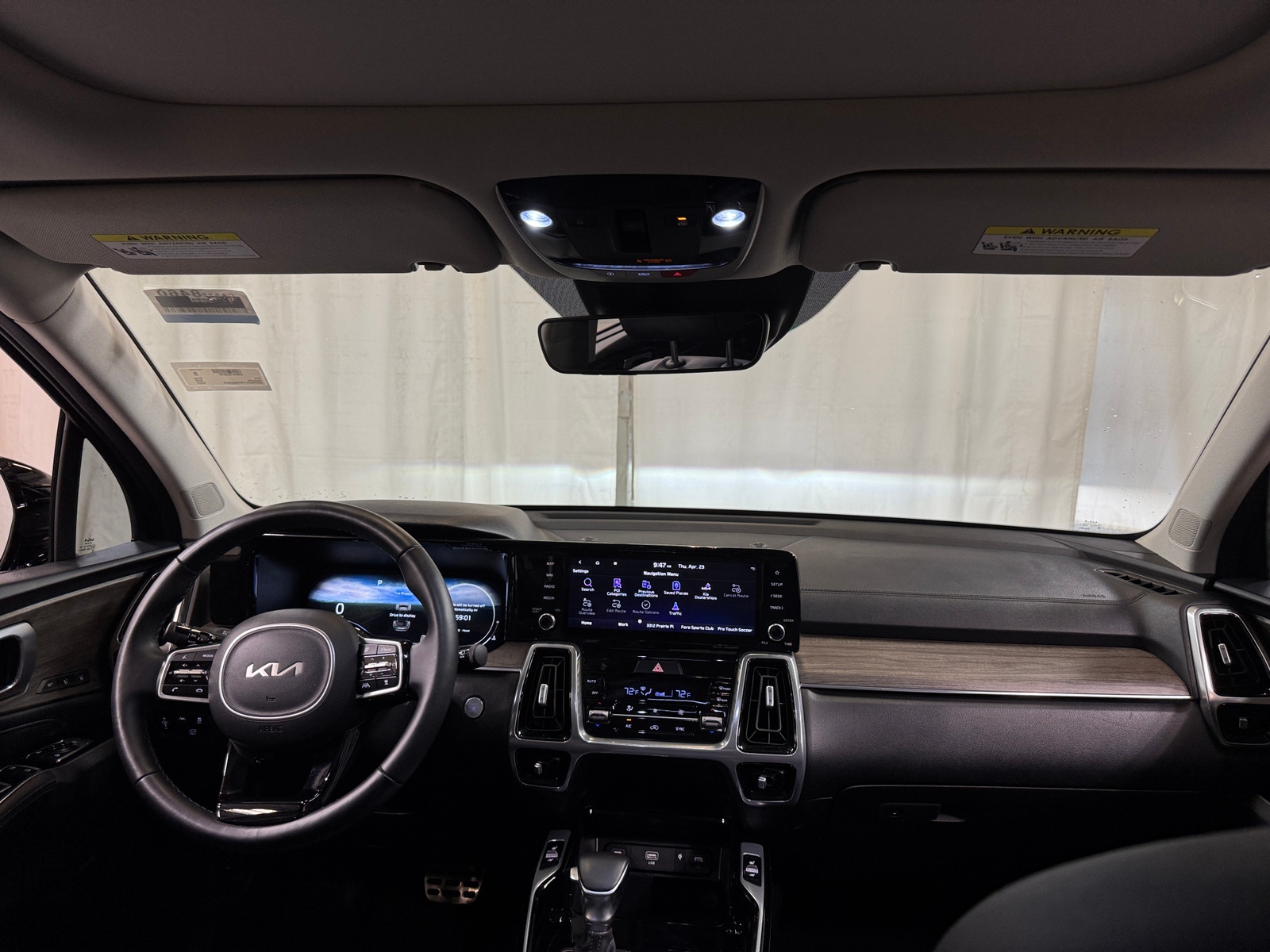 Thumbnail: 2023 Kia Sorento - 2
