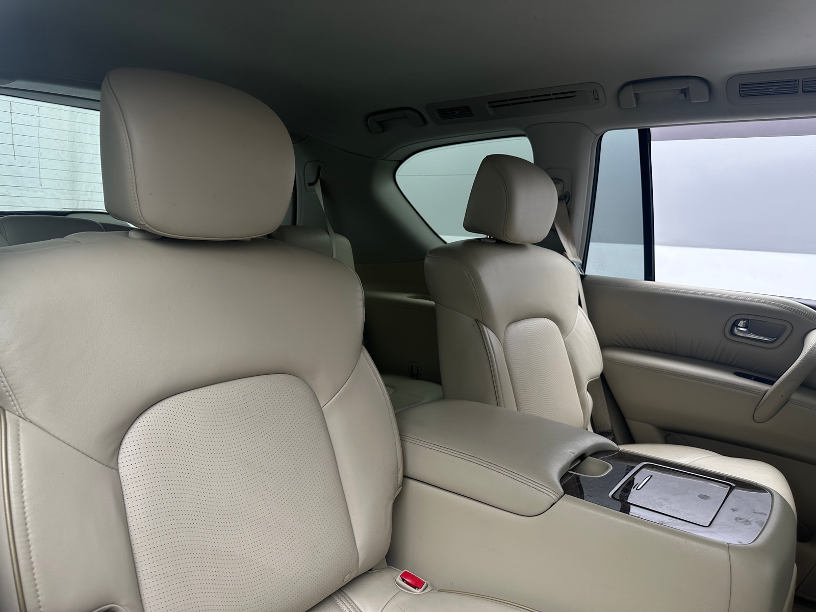 Thumbnail: 2016 INFINITI QX80 - 5