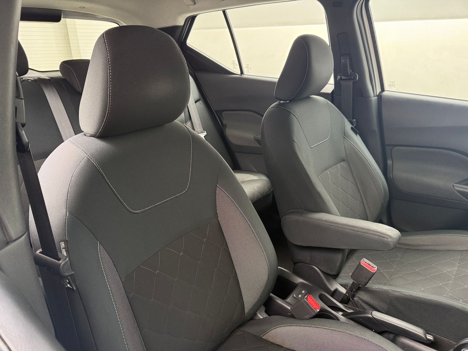 Thumbnail: 2020 Nissan Kicks - 2