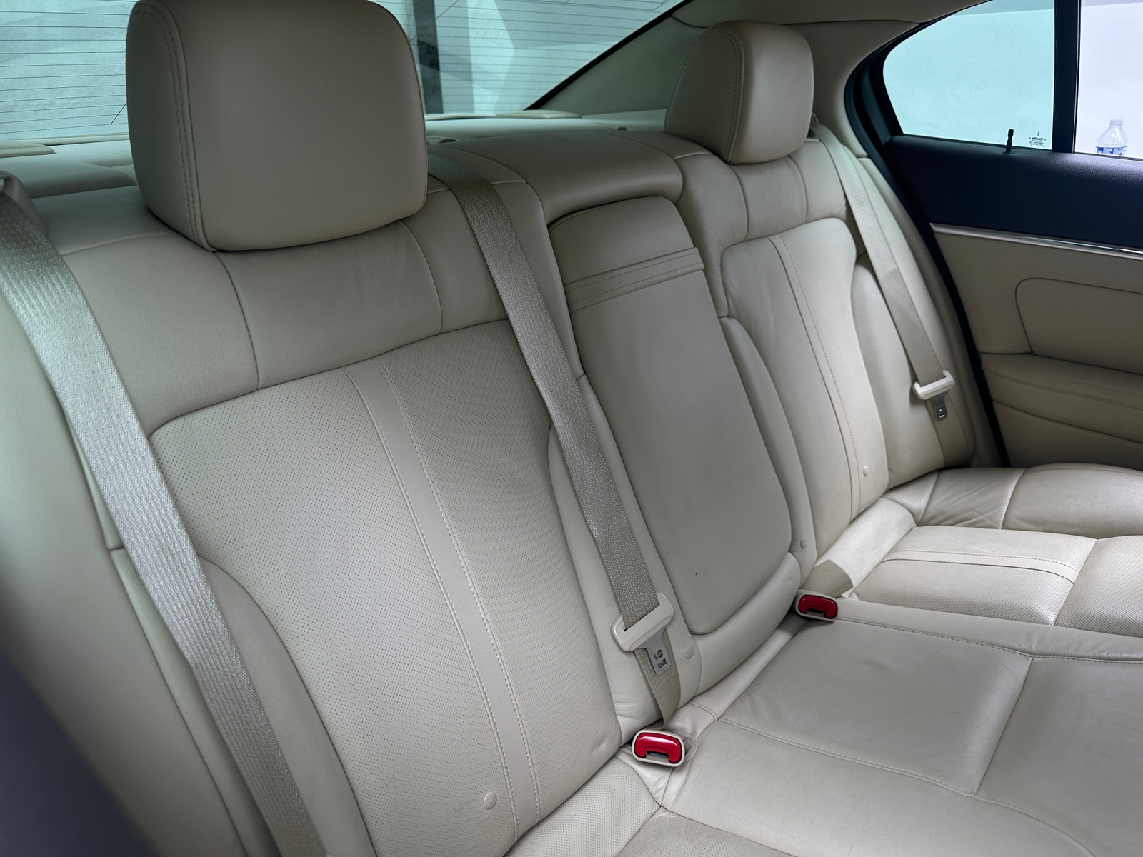 Thumbnail: 2013 Lincoln MKS - 5