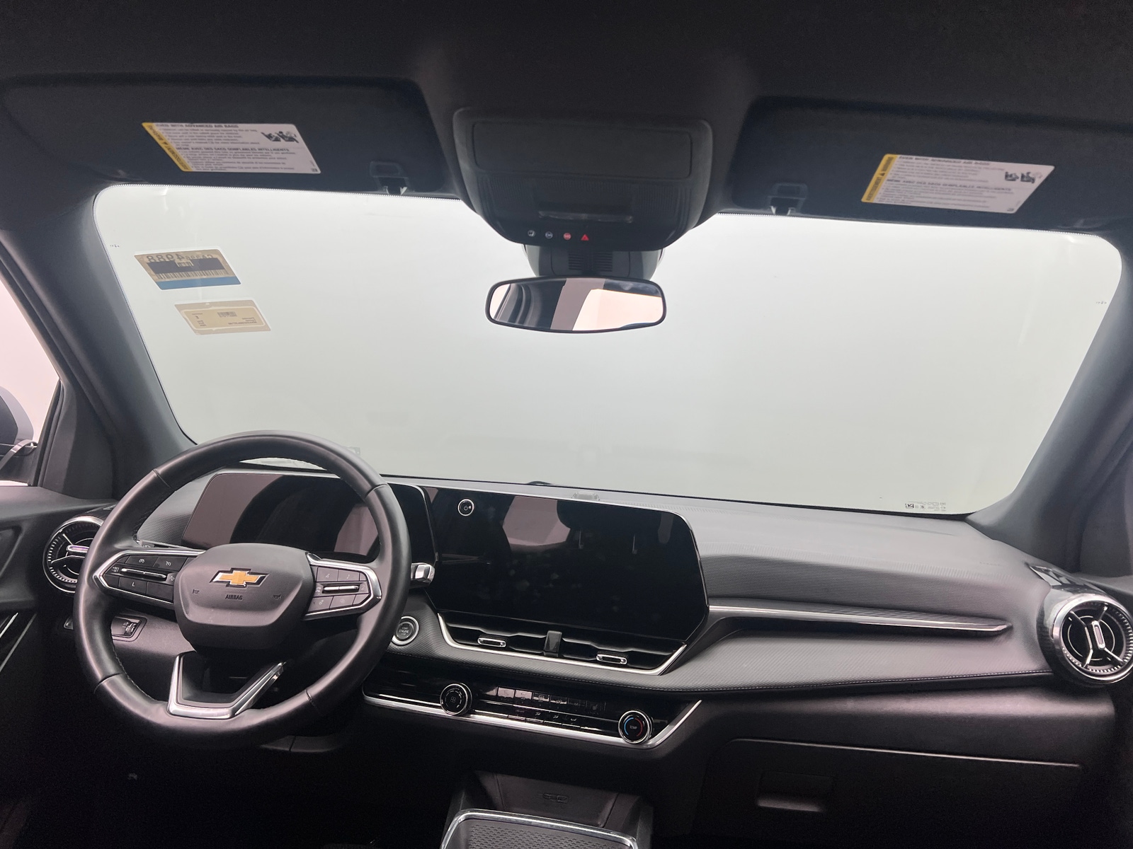 Thumbnail: 2025 Chevrolet Equinox - 3