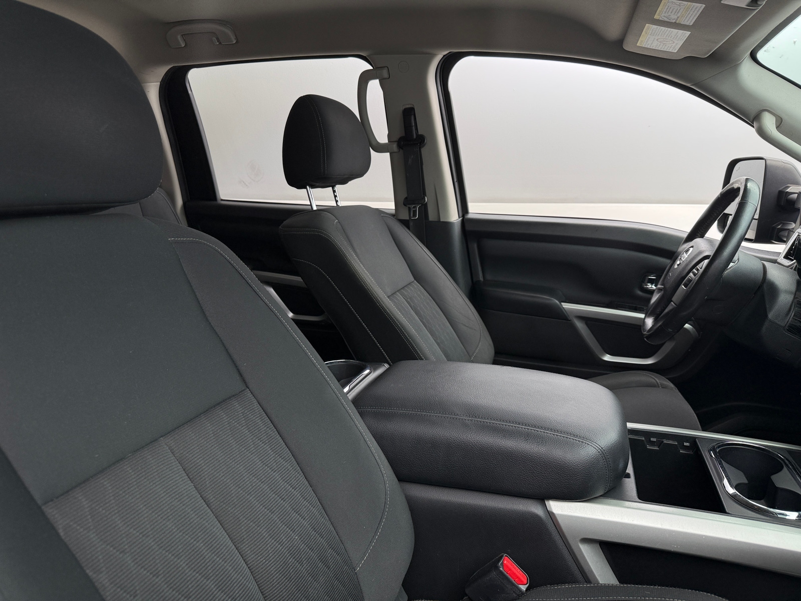 Thumbnail: 2018 Nissan Titan - 2