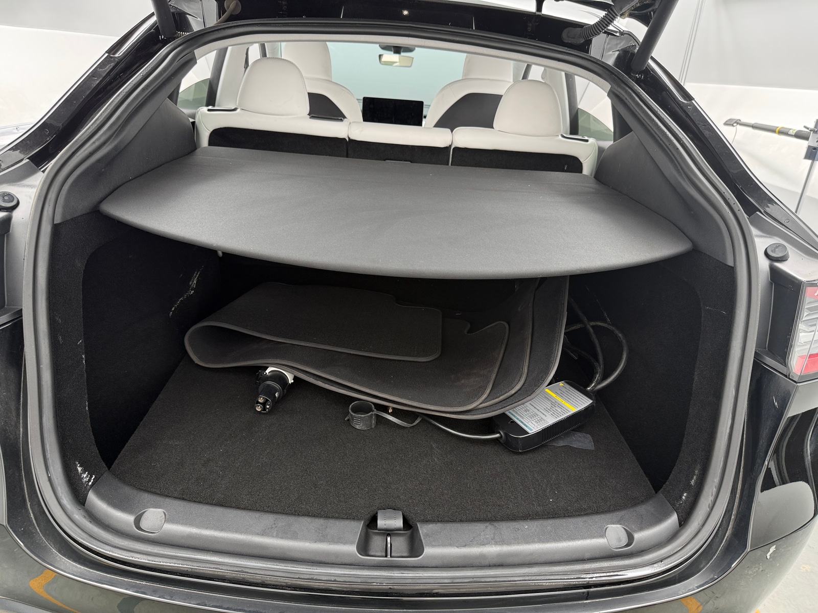 Thumbnail: 2023 Tesla Model Y - 6