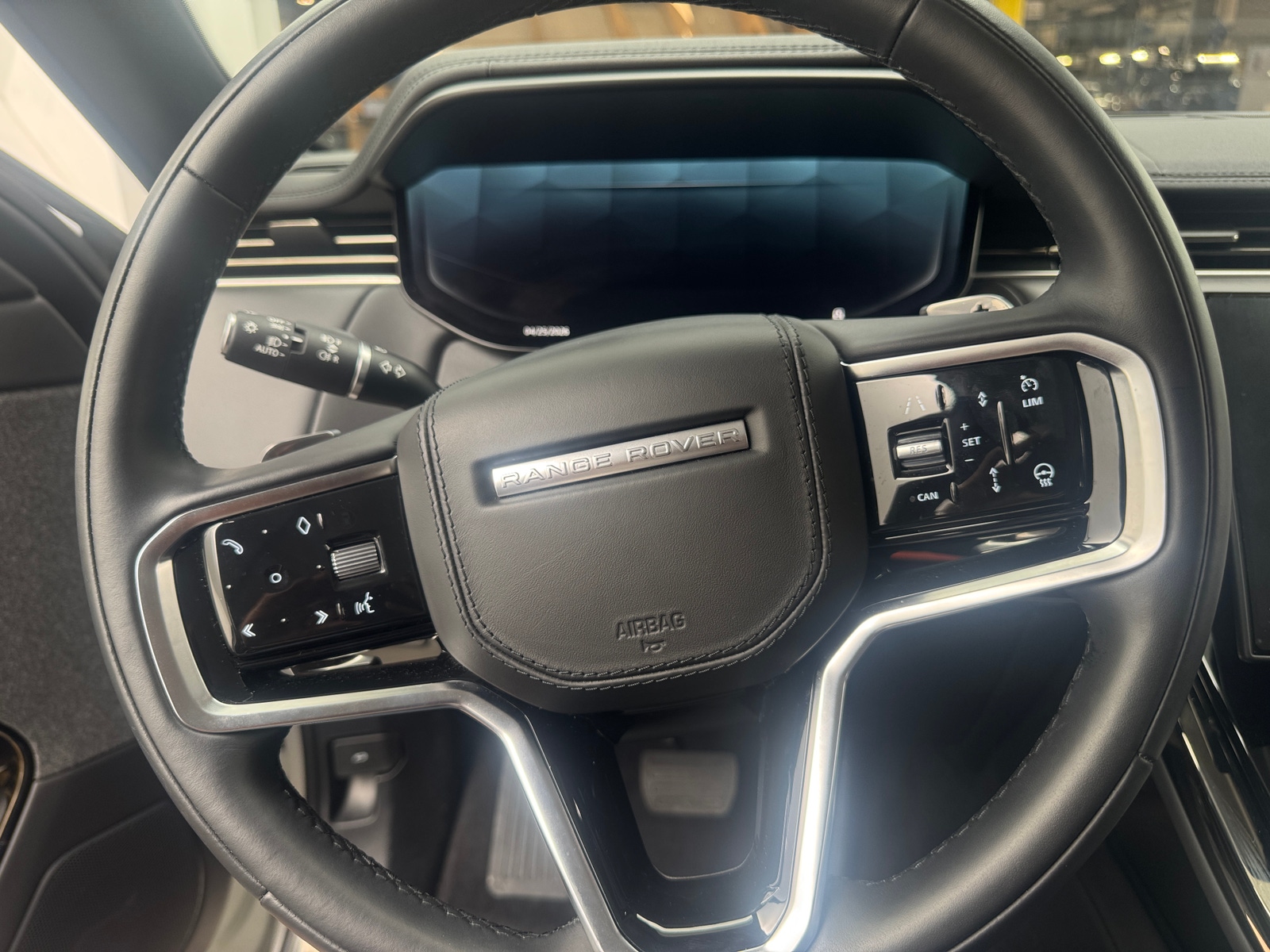 Thumbnail: 2024 Land Rover Range Rover Sport - 4