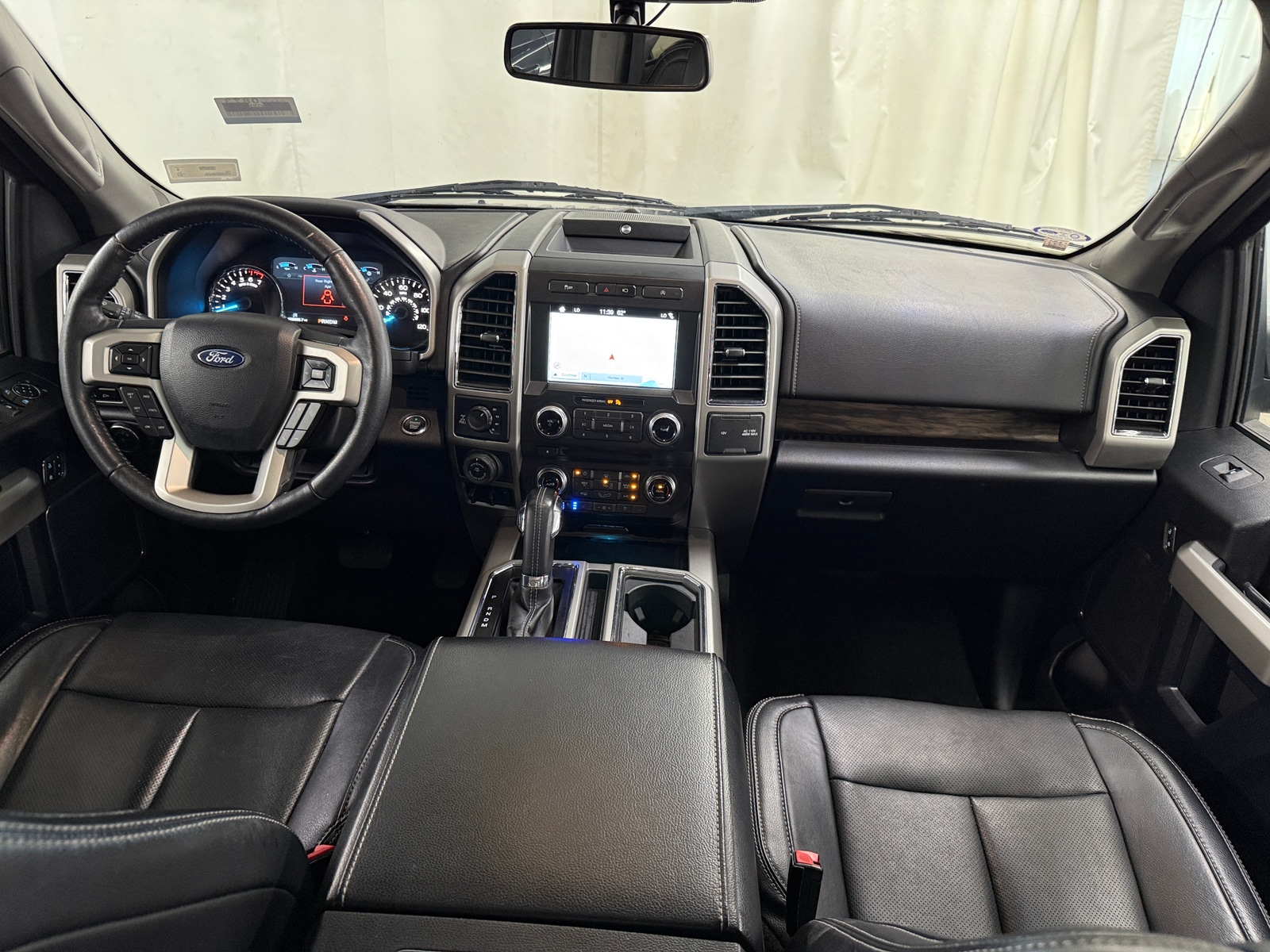 Thumbnail: 2018 Ford Econoline - 3