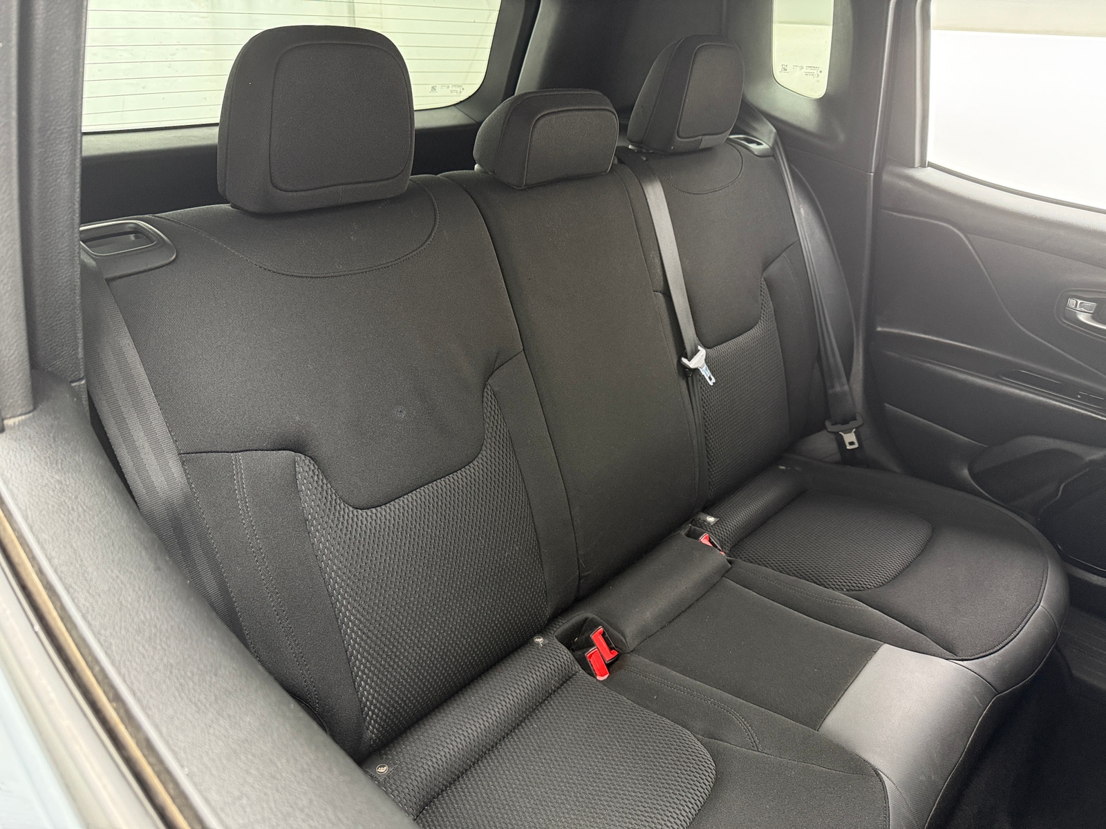 Thumbnail: 2018 Jeep Renegade - 6