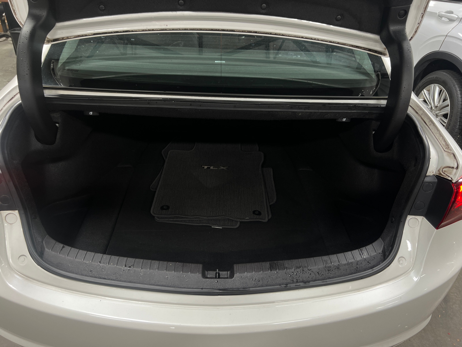 Thumbnail: 2017 Acura TLX - 6