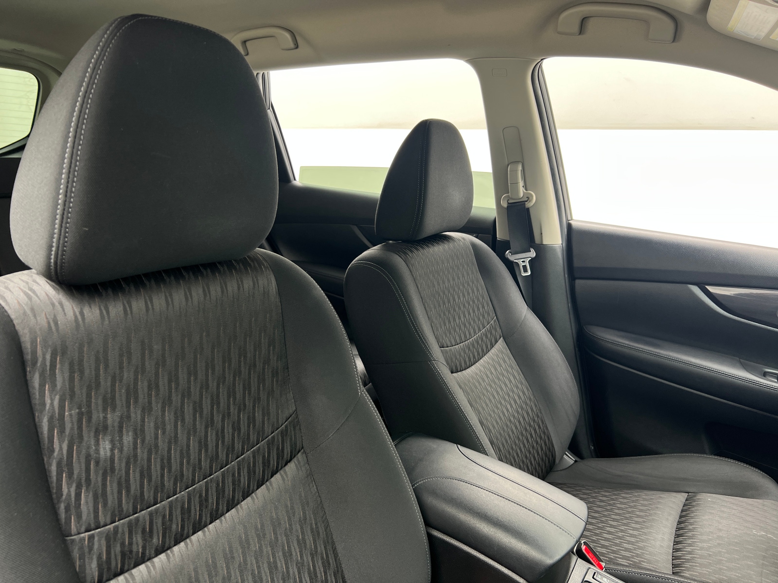 Thumbnail: 2018 Nissan Rogue - 2