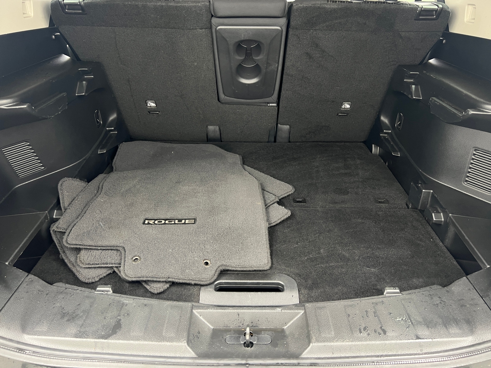 Thumbnail: 2018 Nissan Rogue - 7