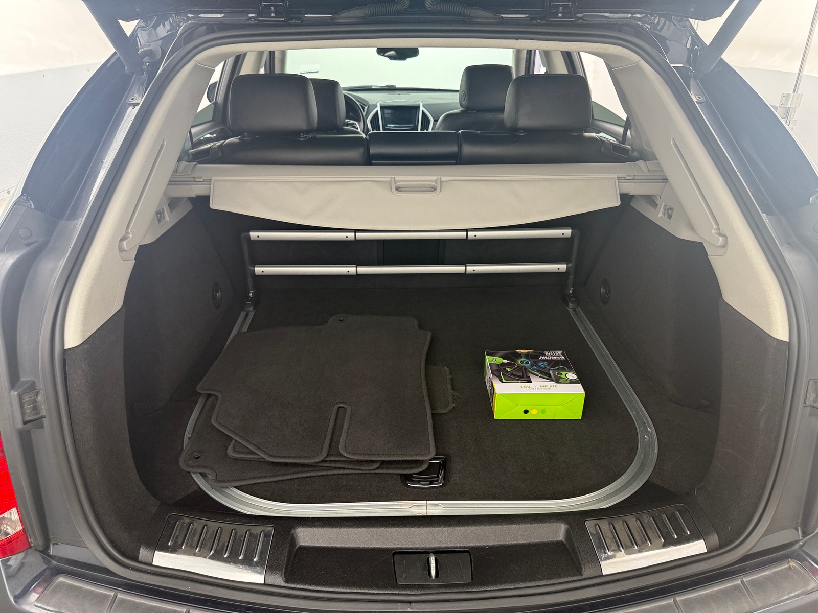 Thumbnail: 2016 Cadillac SRX - 6