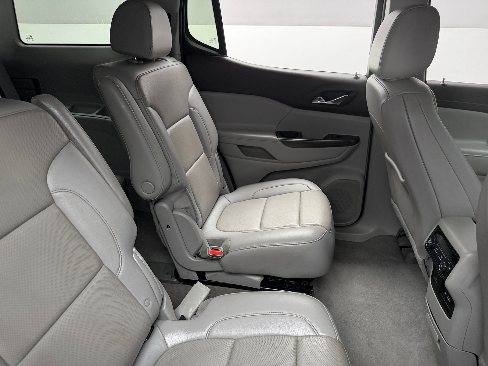 Thumbnail: 2022 GMC Acadia - 5