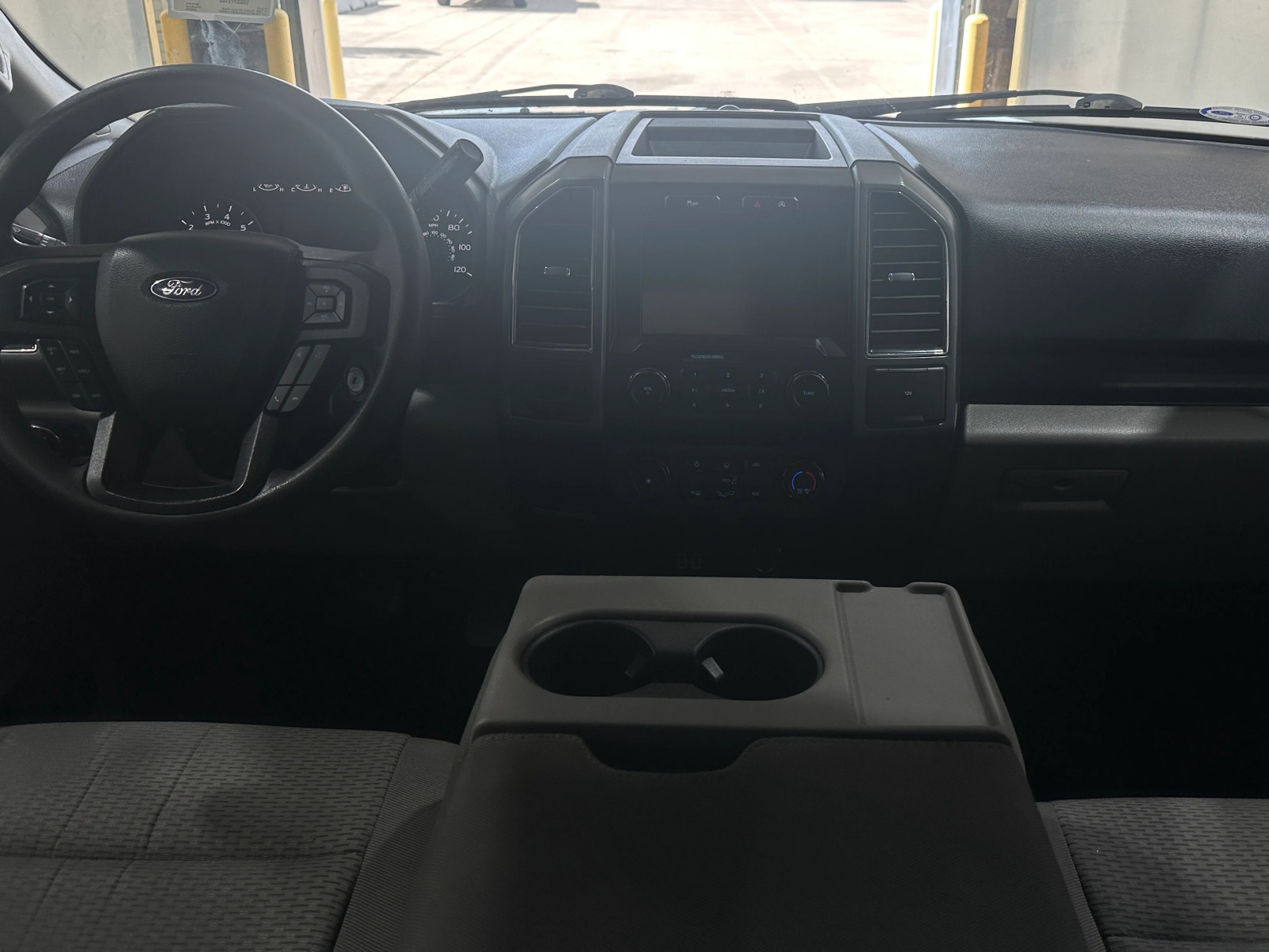 Thumbnail: 2020 Ford Econoline - 3