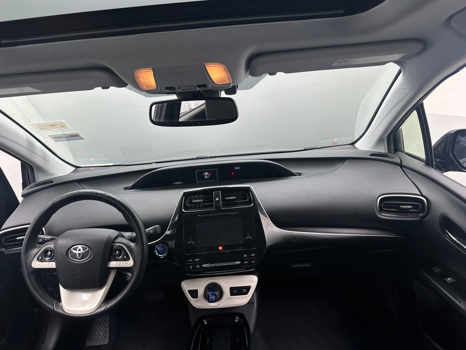 Thumbnail: 2017 Toyota Prius - 3