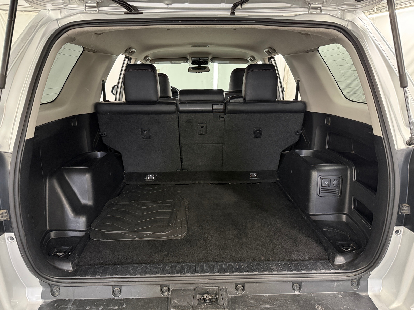 Thumbnail: 2019 Toyota 4Runner - 7