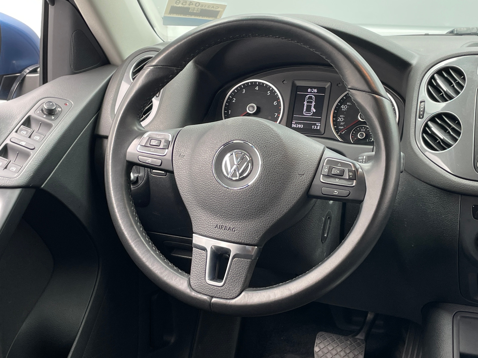 Thumbnail: 2018 Volkswagen Tiguan - 5