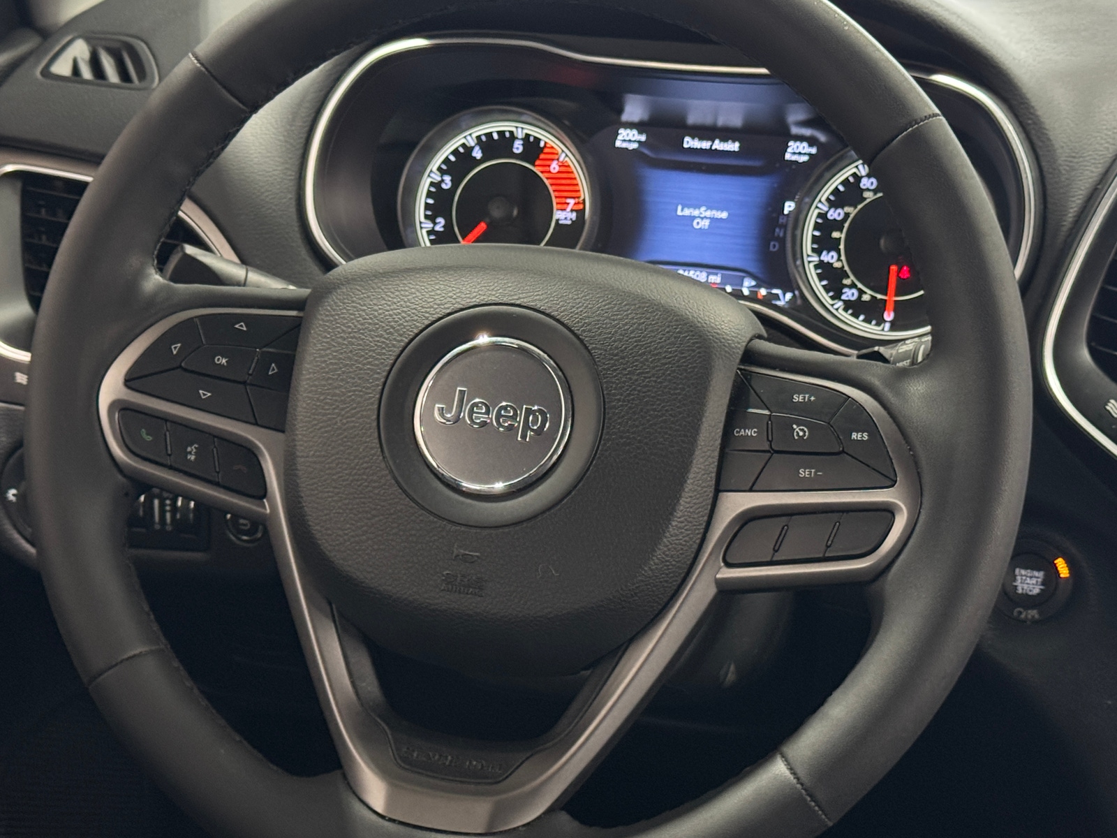 Thumbnail: 2022 Jeep Cherokee - 4