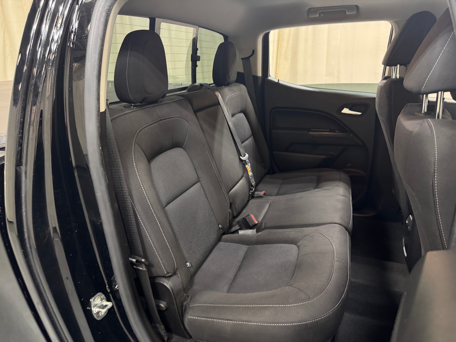 Thumbnail: 2021 Chevrolet Colorado - 6