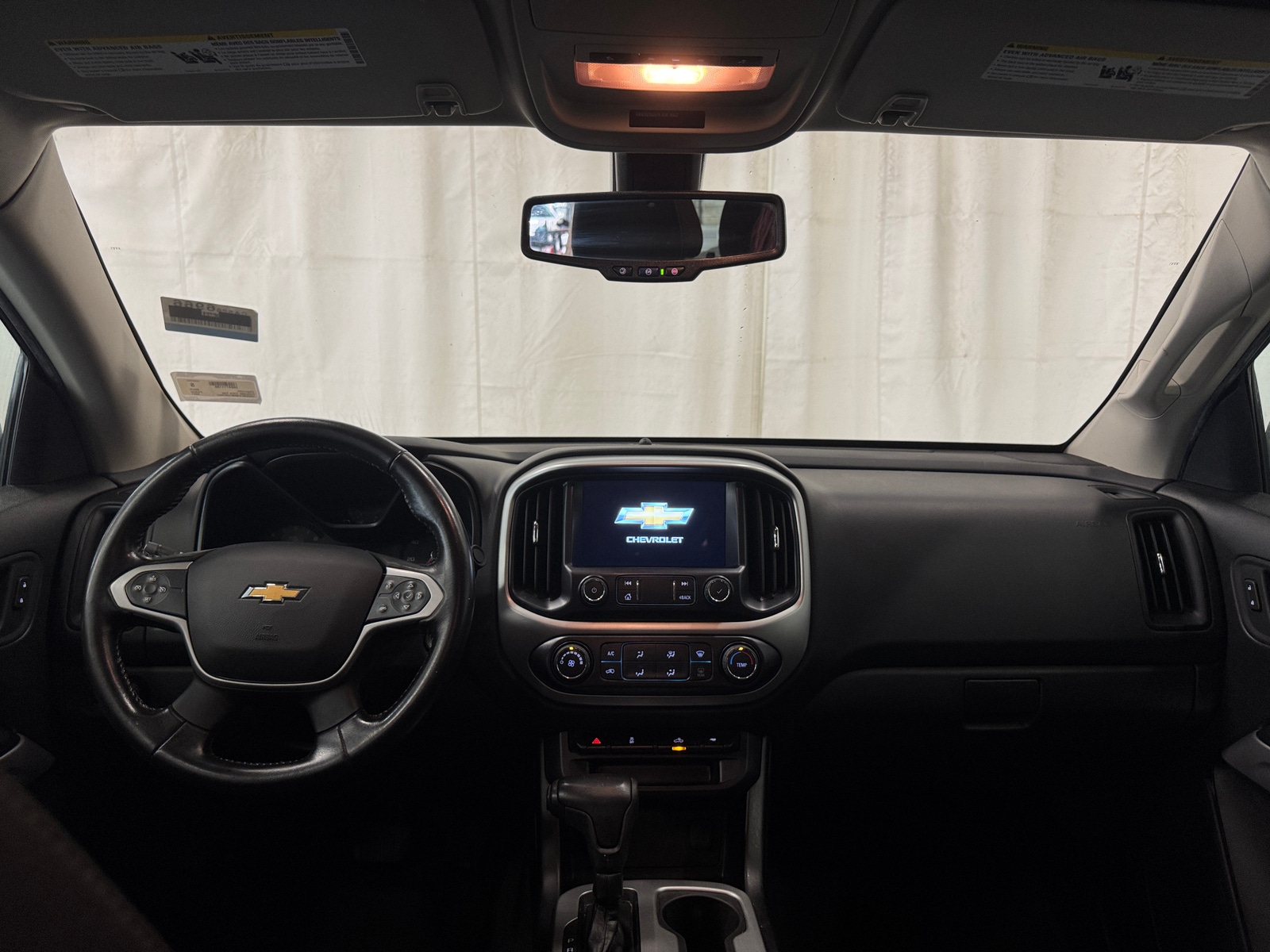 Thumbnail: 2021 Chevrolet Colorado - 3