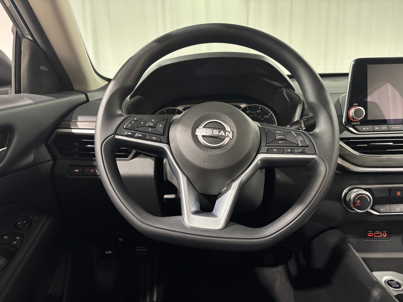 Thumbnail: 2025 Nissan Altima - 5