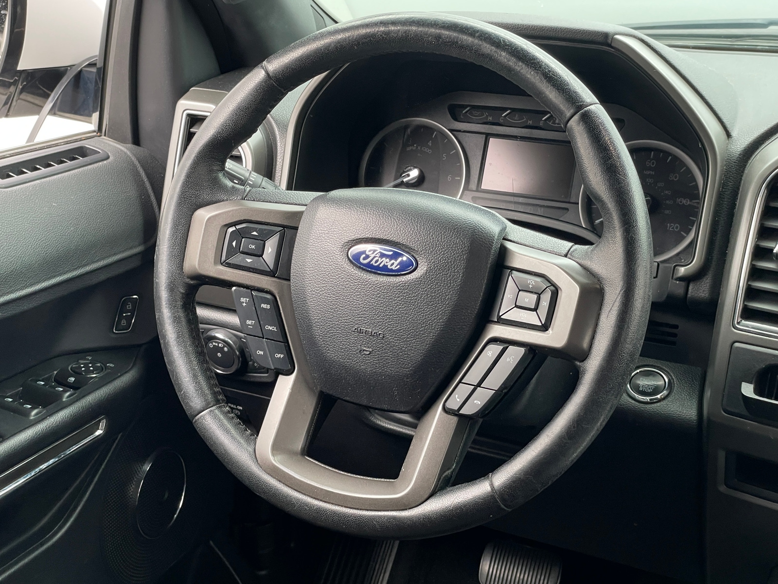 Thumbnail: 2019 Ford Expedition MAX - 5