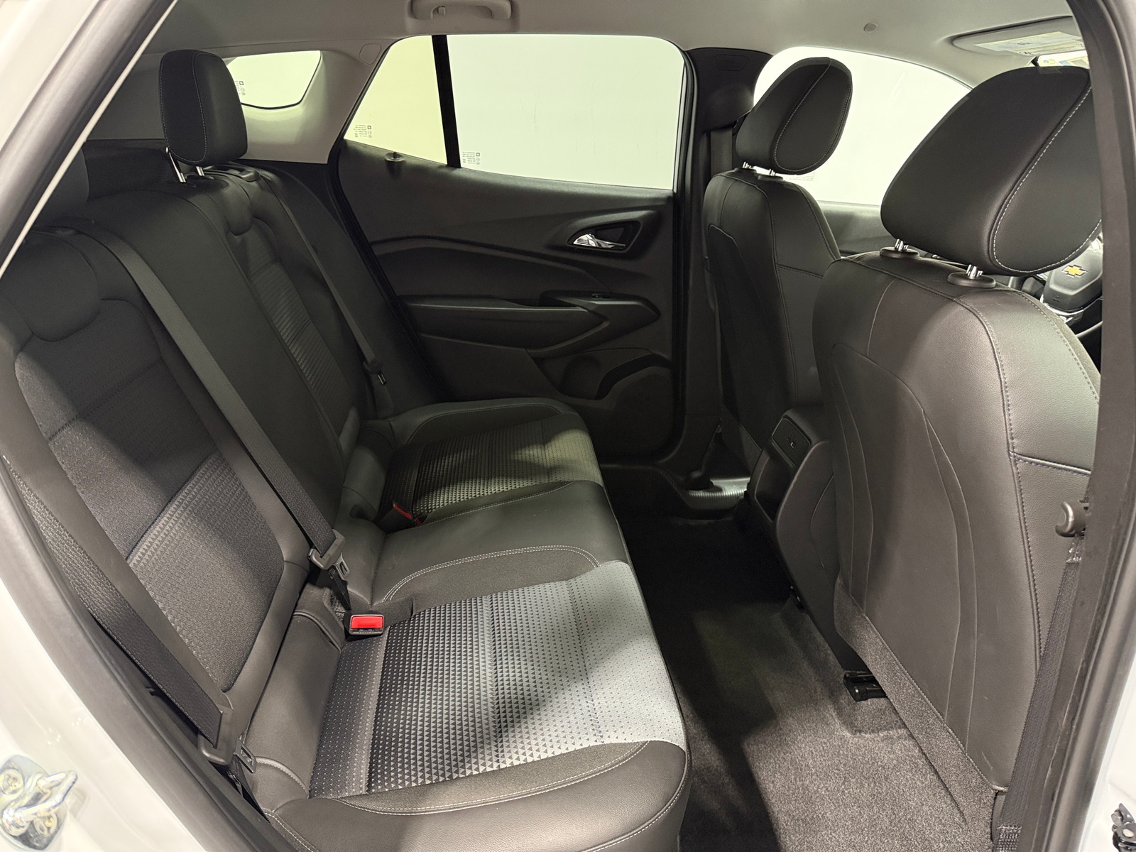 Thumbnail: 2025 Chevrolet Trax - 6