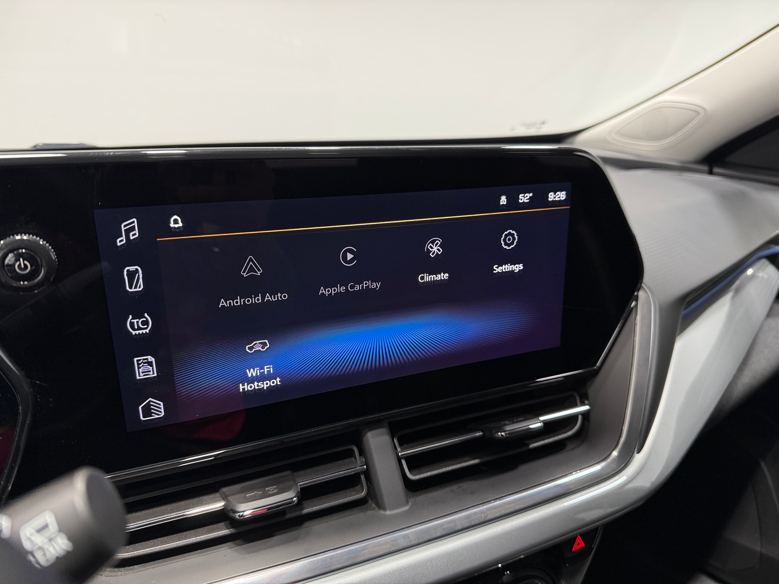 Thumbnail: 2025 Chevrolet Trax - 4