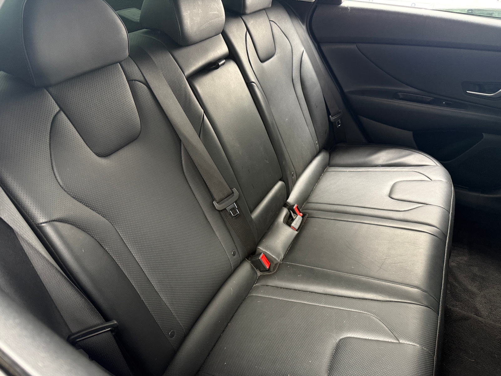 Thumbnail: 2023 Hyundai Elantra - 5