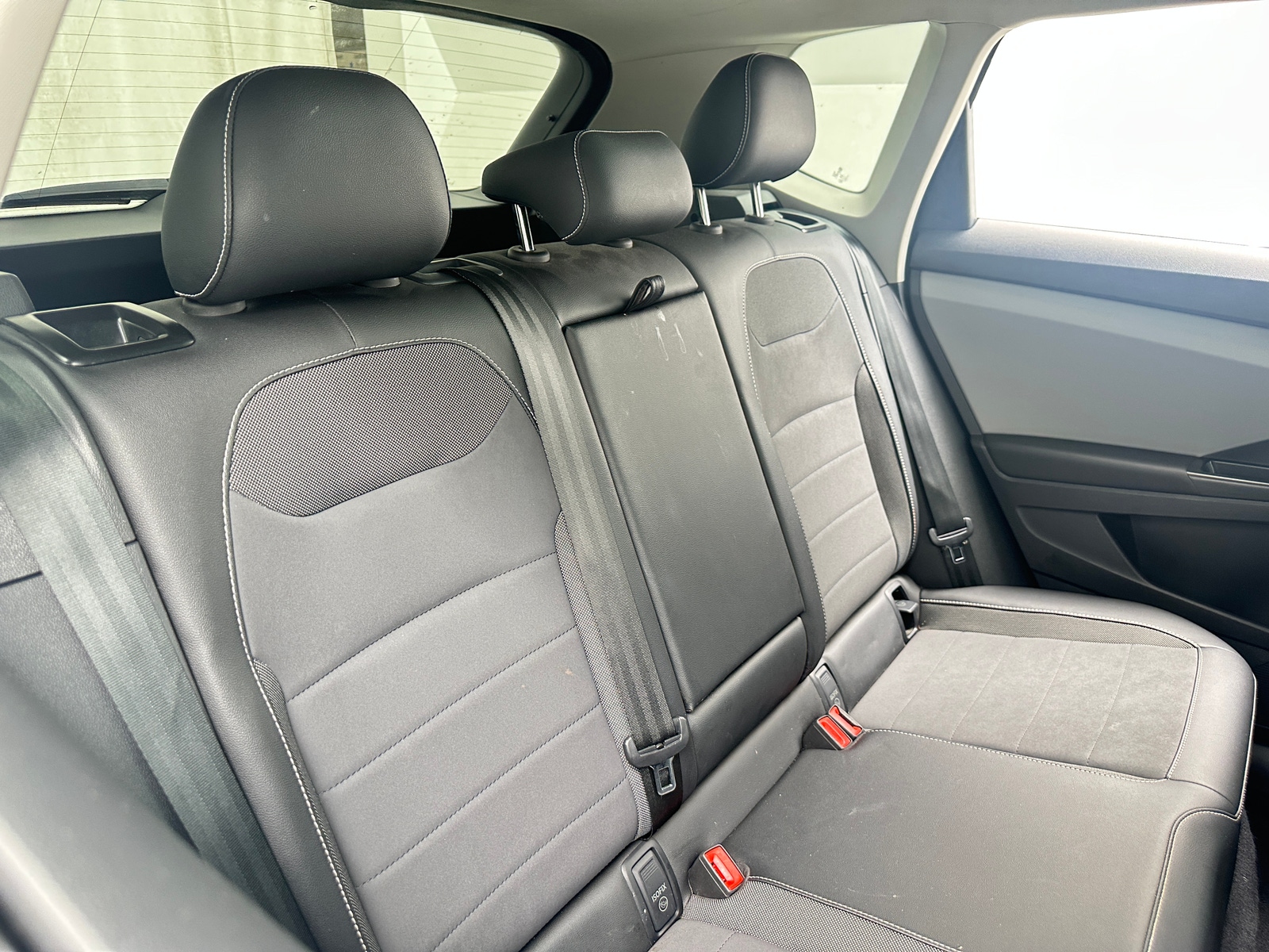 Thumbnail: 2022 Volkswagen Taos - 6