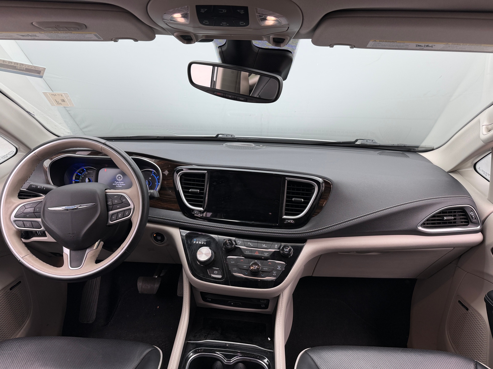 Thumbnail: 2021 Chrysler Pacifica - 2