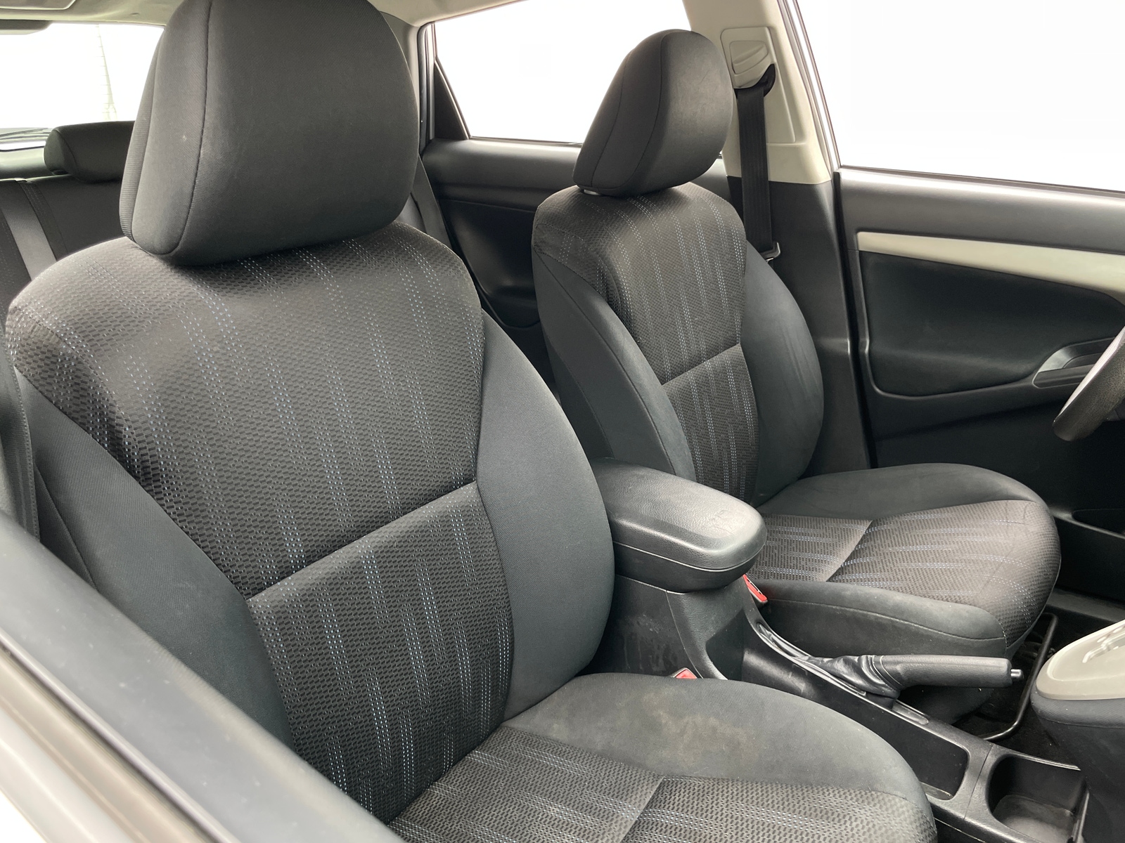 Thumbnail: 2012 Toyota Matrix - 2