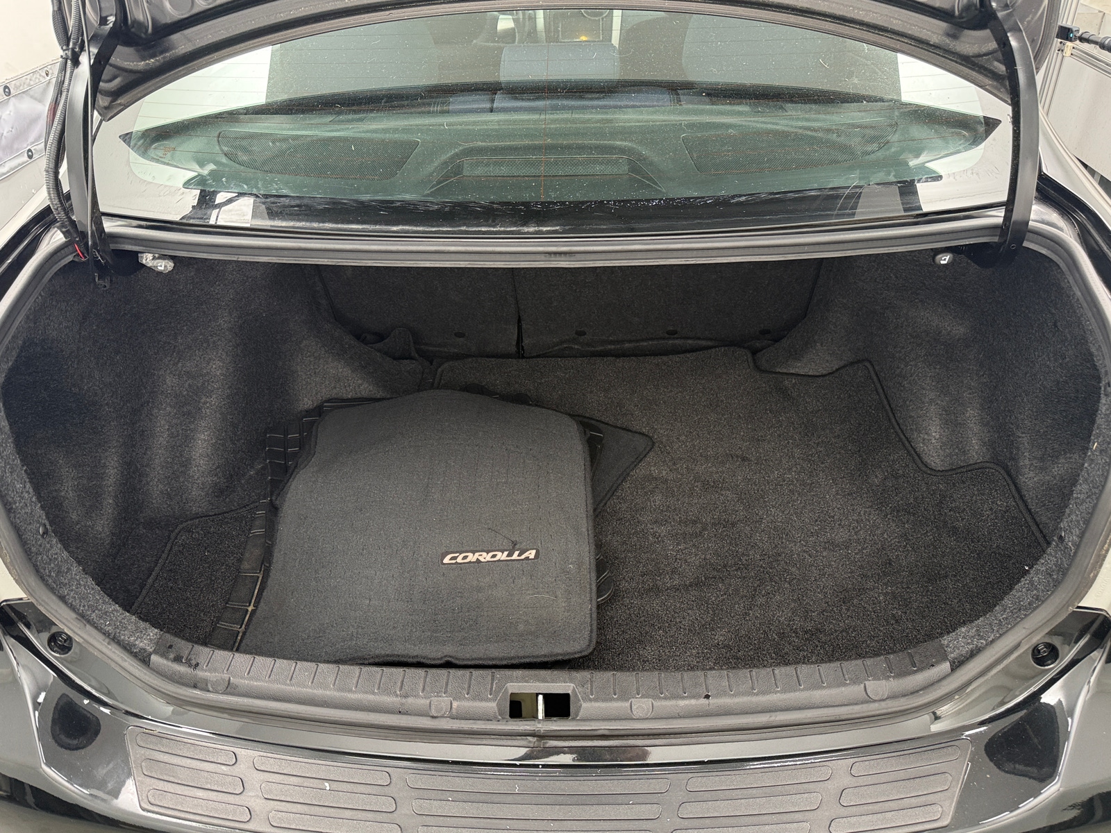 Thumbnail: 2012 Toyota Corolla - 7