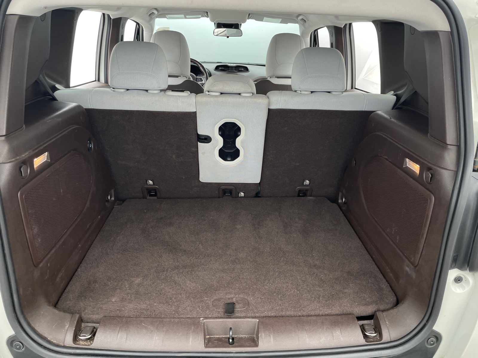 Thumbnail: 2015 Jeep Renegade - 7