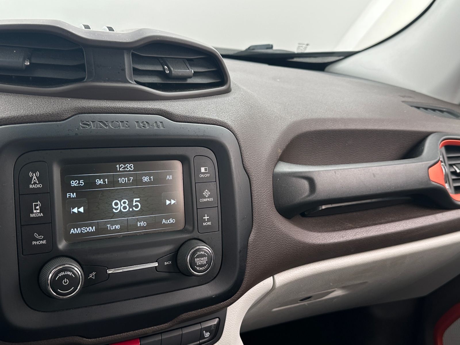 Thumbnail: 2015 Jeep Renegade - 4