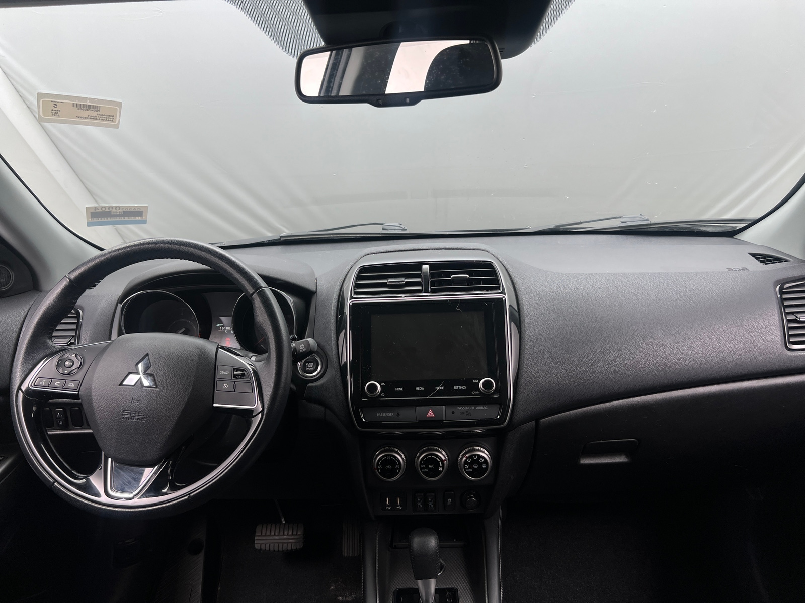 Thumbnail: 2021 Mitsubishi Outlander Sport - 3